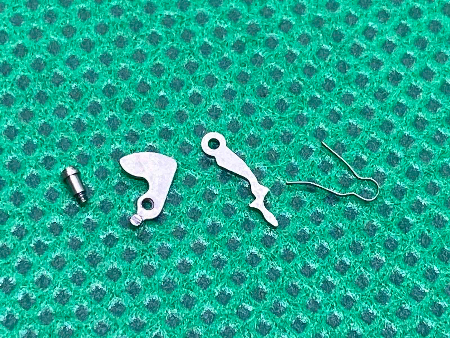 AS 1580 (Rado) Clutch Lever with Spring, Setting Lever with Screw