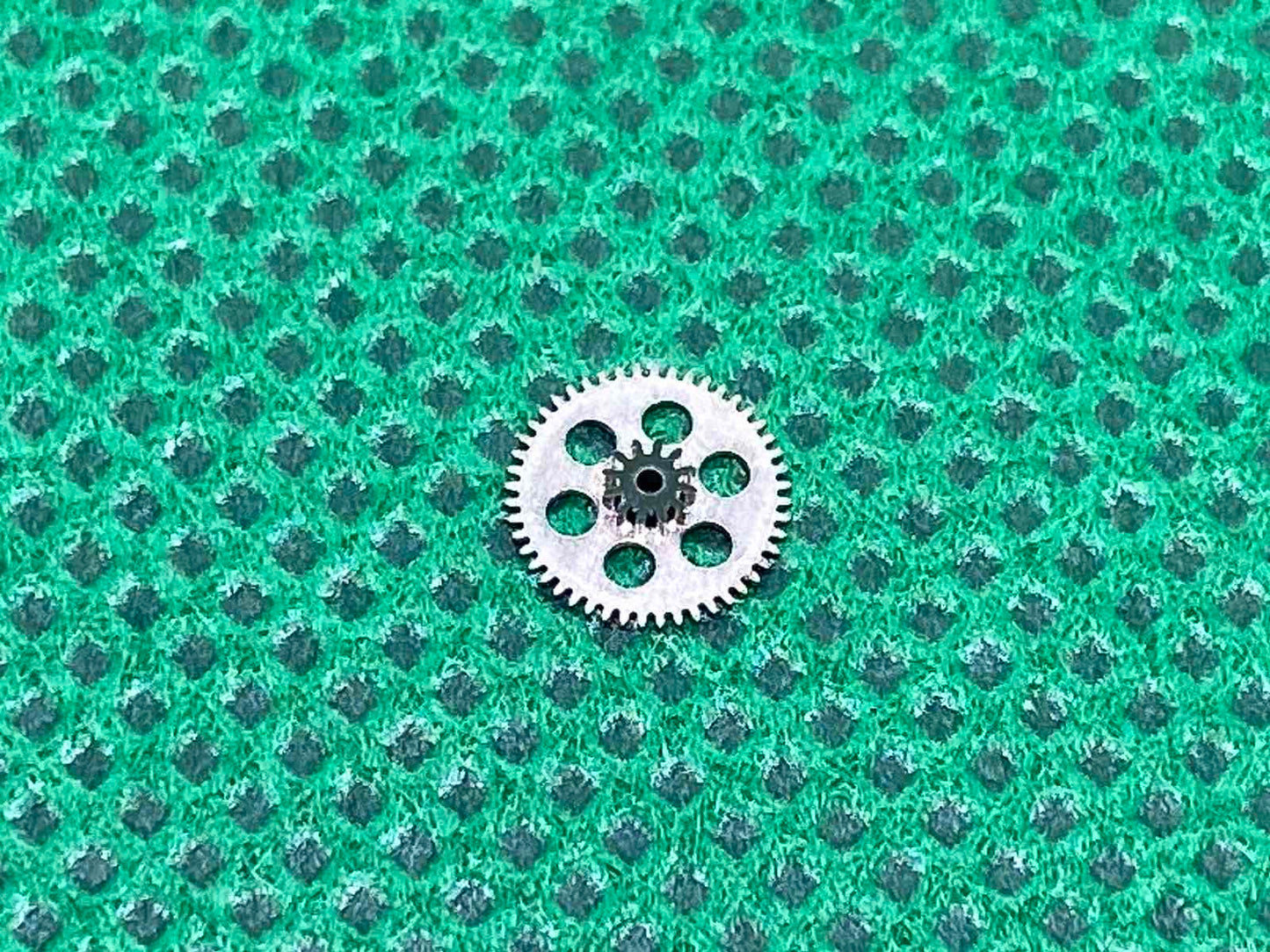 Certina 23-30 Minute Wheel