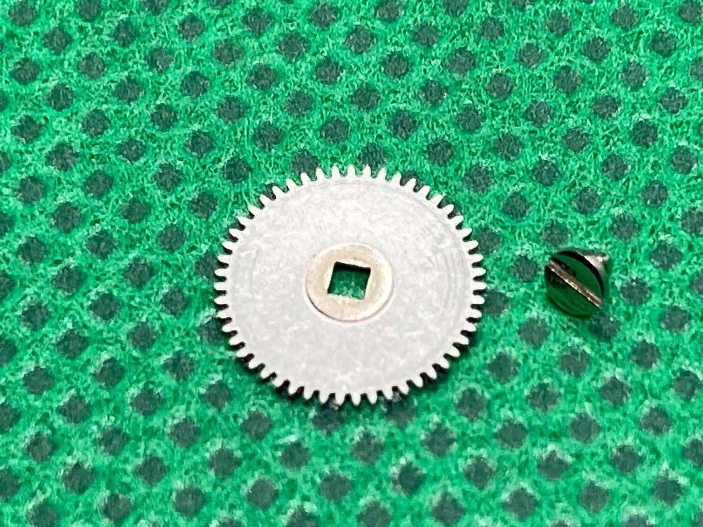 Certina 23-30 Ratchet Wheel with Screw