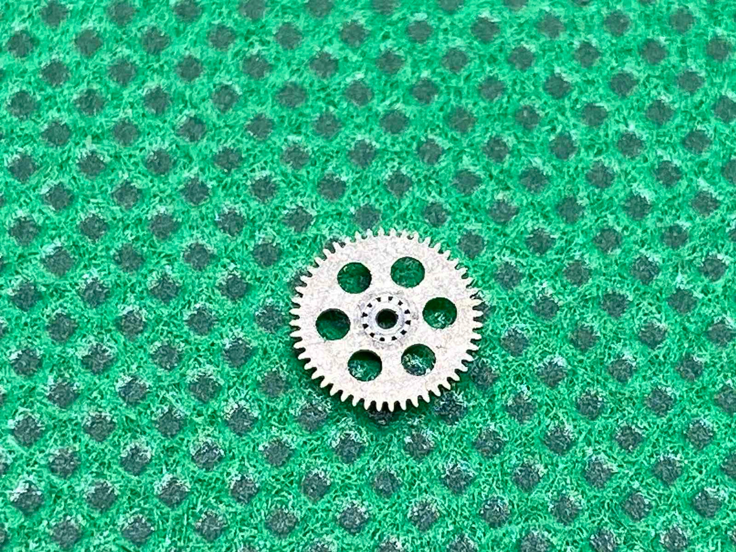 Certina 23-30 Minute Wheel