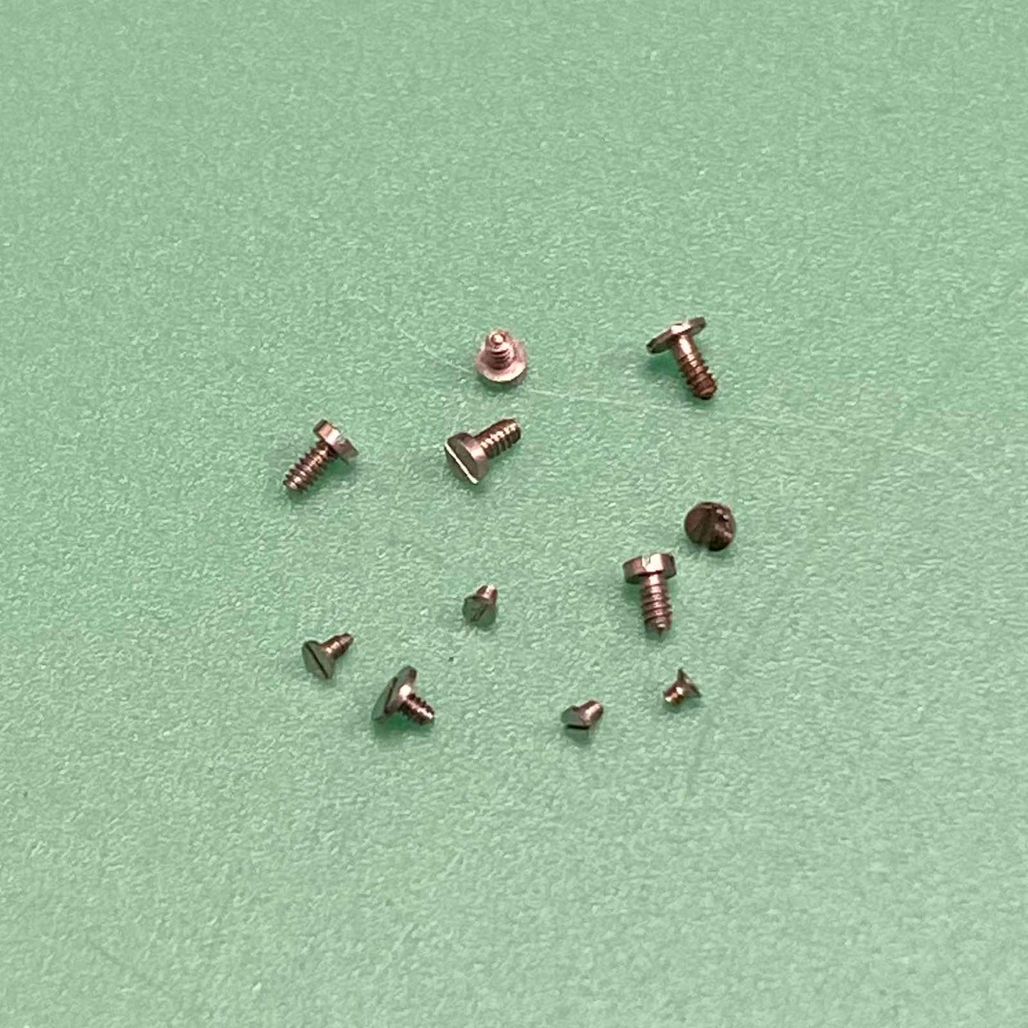 Piaget cal. 9P - lot of Screw