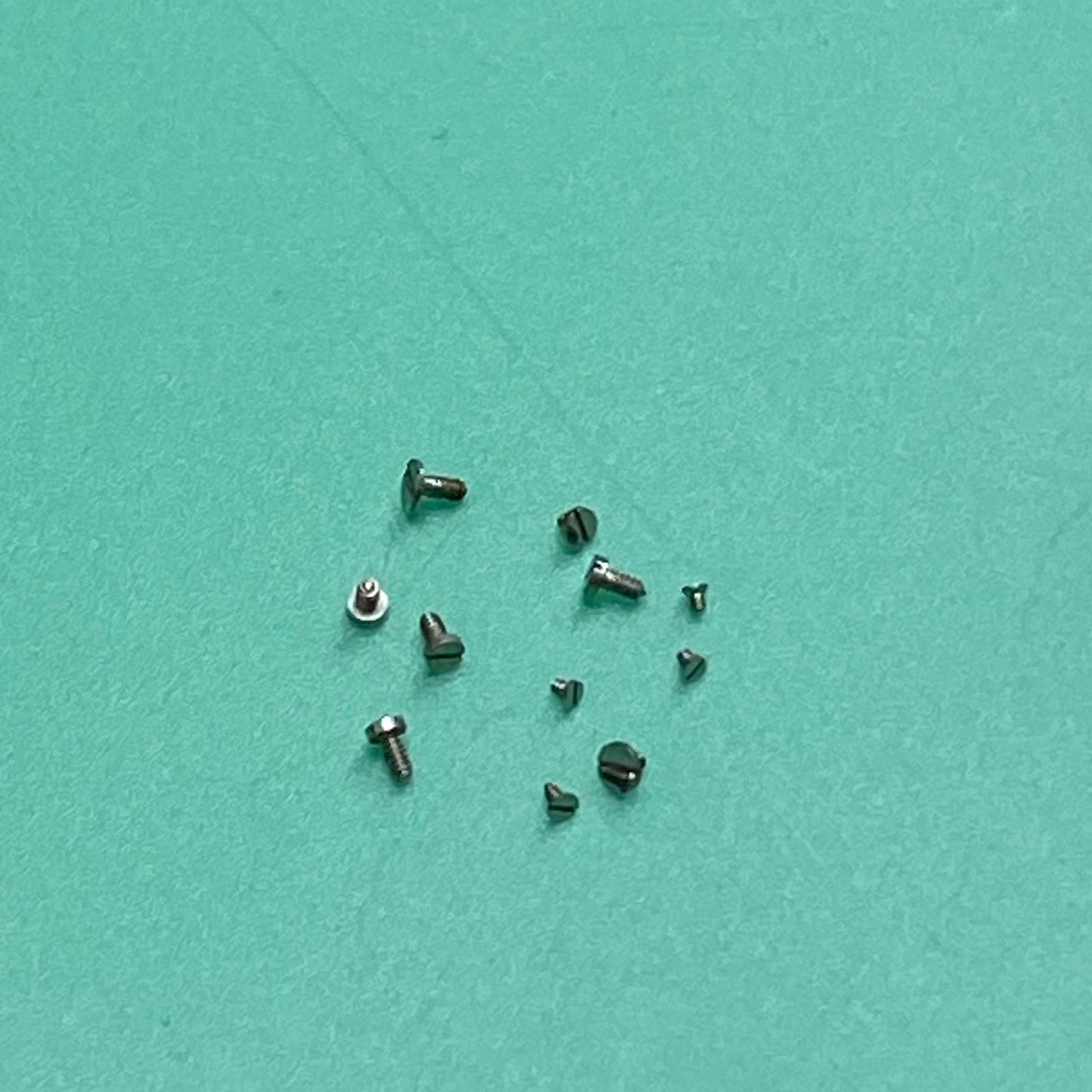 Piaget cal. 9P - lot of Screw